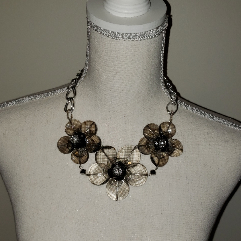 "Statement" necklace, smoky quartz color